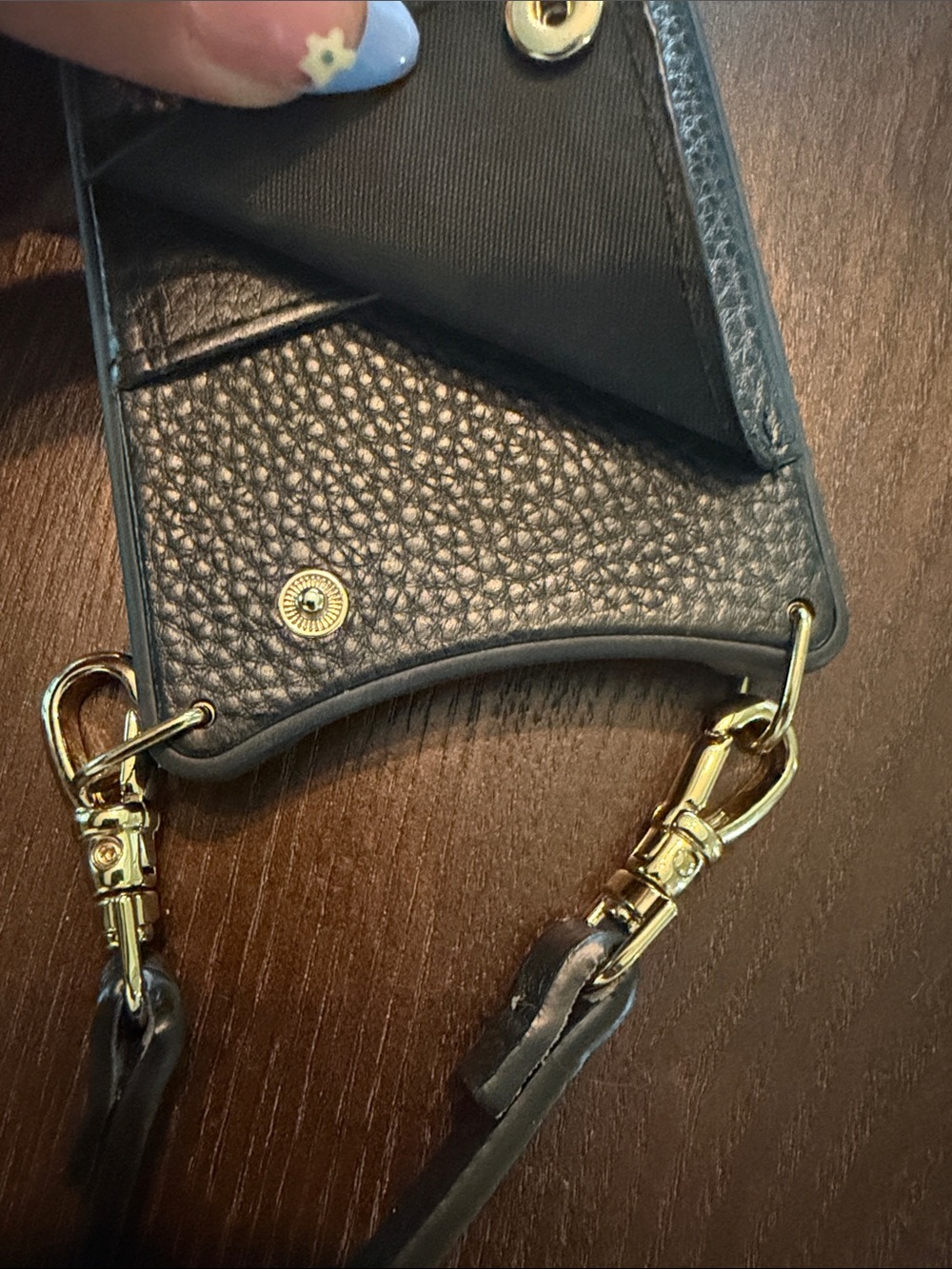 Bandolier crossbody phone case - Picture 7 of 11